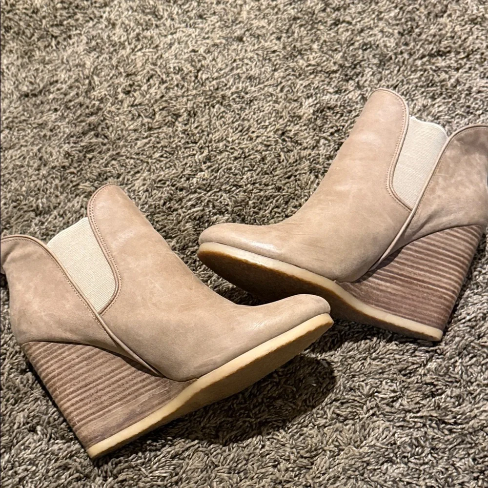 Chic Coach Ankle Booties - Picture 9 of 9